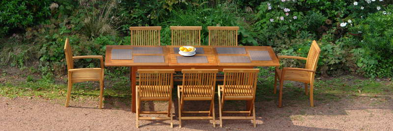 Mobilier de jardin en robinier faux acacia, salon de jardin, prix ... Ensemble table et chaise accoudoir